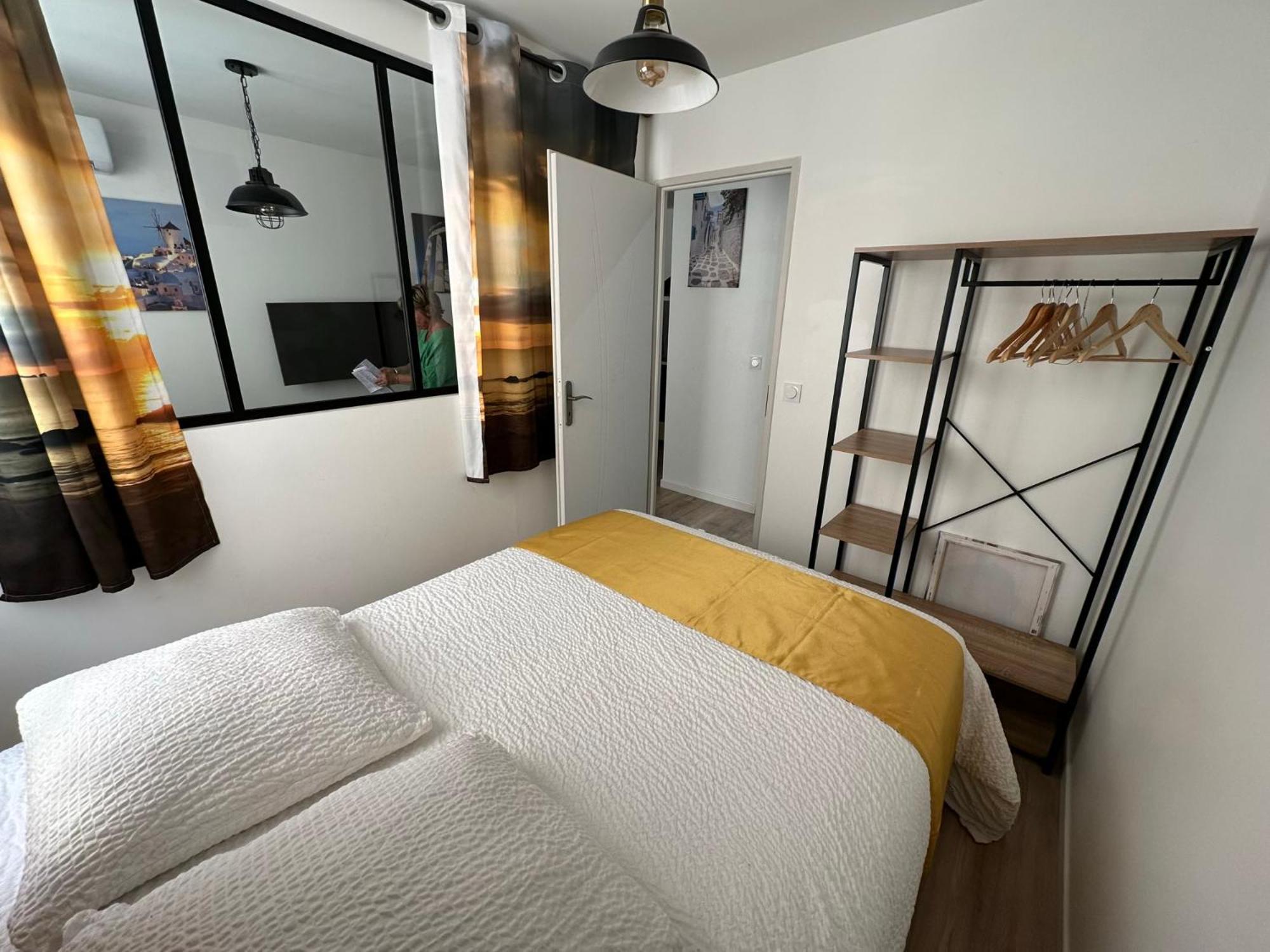 Appartements Calmes - Standing - Hypercentre - Clim - Wifi - Netflix Montpellier Exteriör bild